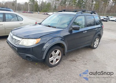 2010 Subaru Forester 2.5X Premium из США, поврежденный, VIN JF2SH6CC4AH915836